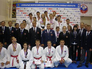Победители и призёры, судейский корпус первого дня  соревнований по каратэ WKC  Анапа 2012.